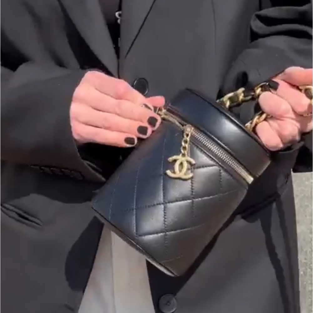 Chanel Vanity Bag - Picture 10 of 13